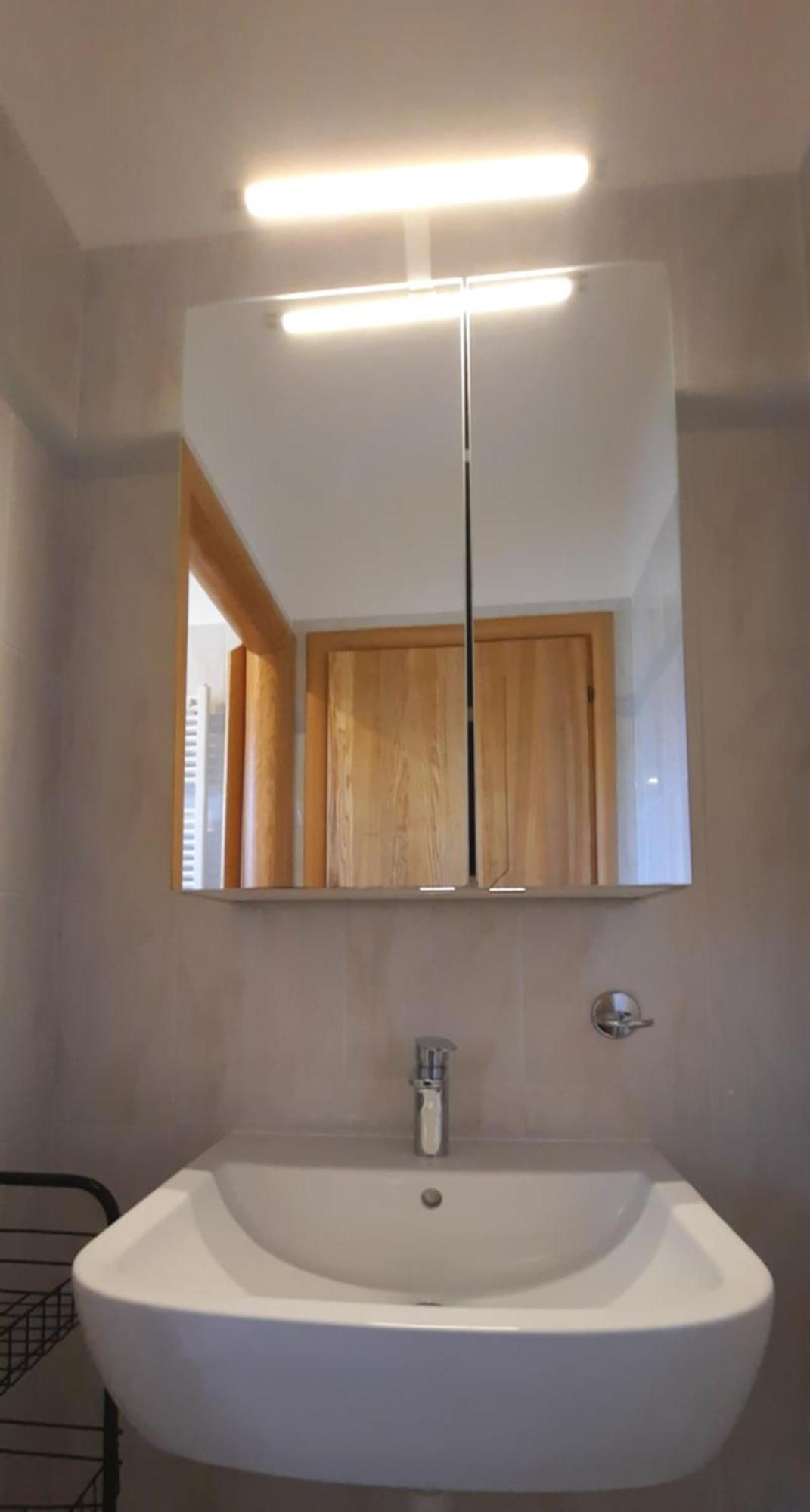 Ferienwohnung Gallo Mit Ueberdachter Terrasse Parkplatz 100 Mtr Z Strand Cannobio Exterior foto